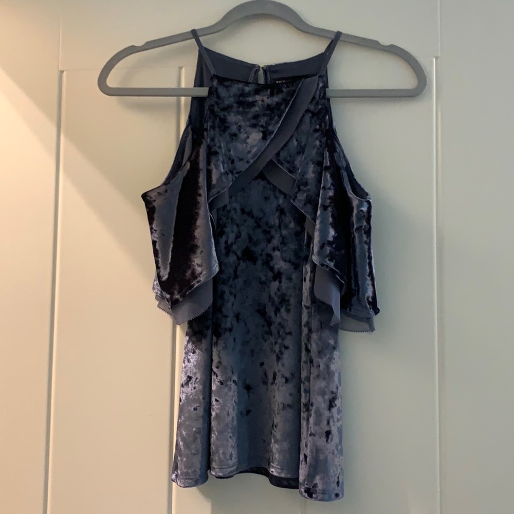 WHBM blue crushed velvet cold shoulder top w/flutter sleeves